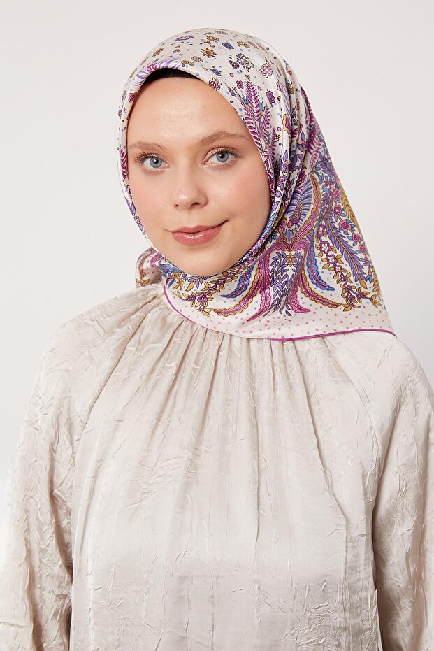 وشاح حريري بنمط أوراق البنفسج - 3