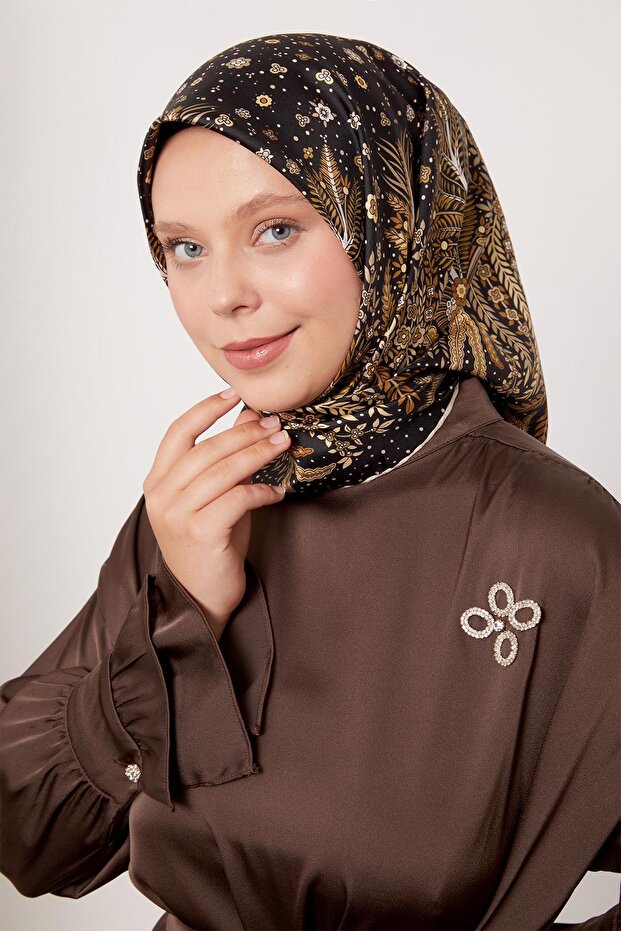 Black Leaf Pattern Twill Silk Scarf - 4