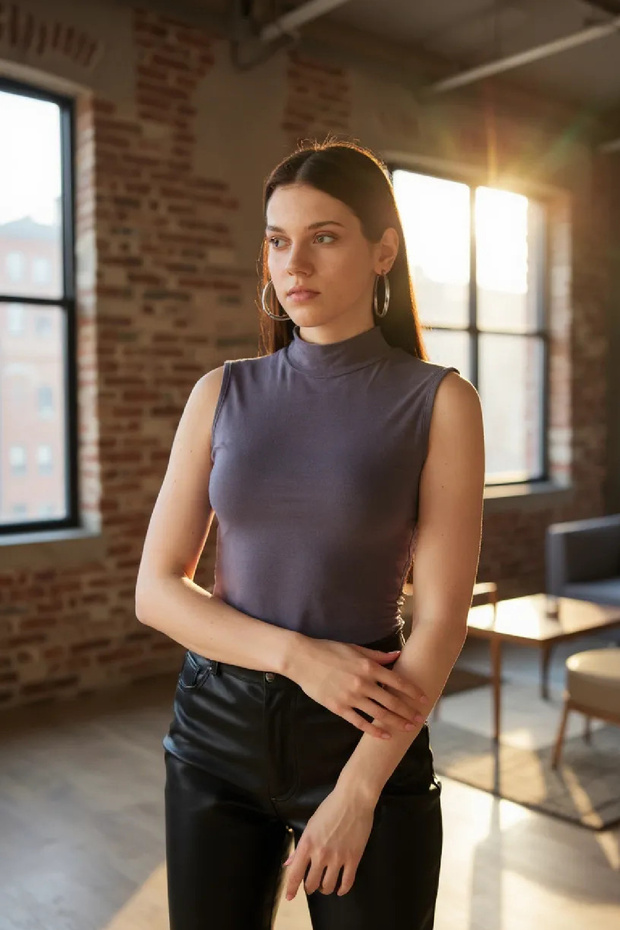 Women's Anthracite Gray Sleeveless Turtleneck Basic Blouse
