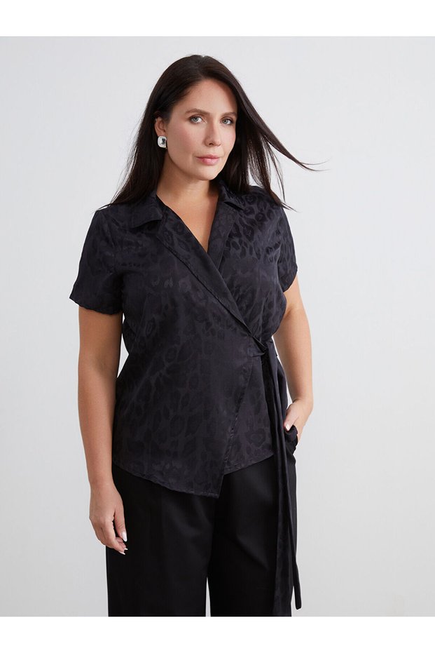 Alita City Farkıyla Soulife Black Satin Patterned Double Breasted Short Sleeve Women's Blouse