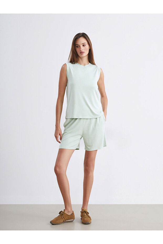 Green Women's Shorts with Elastic Waist