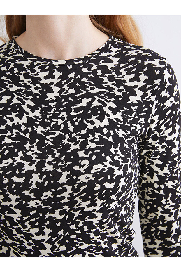 Crew Neck Patterned Blouse - 3