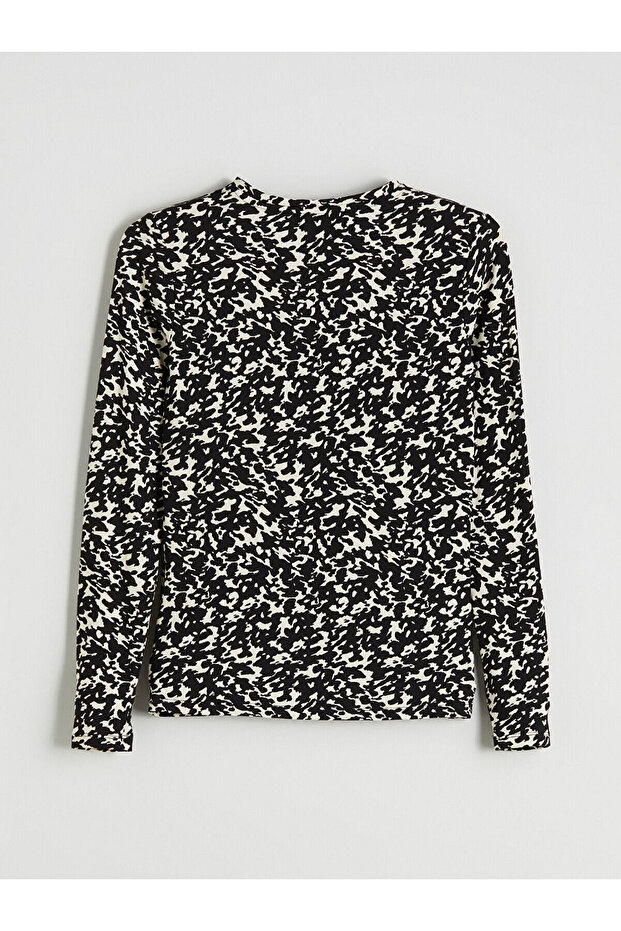 Crew Neck Patterned Blouse - 6
