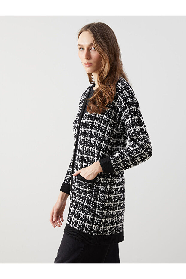 Siyah V Yaka Desenli Kadın Triko Hırka - 1