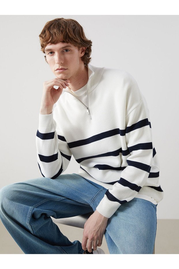 Özmarka New Season Zippered Mock Neck Striped Men's Knitwear Sweater