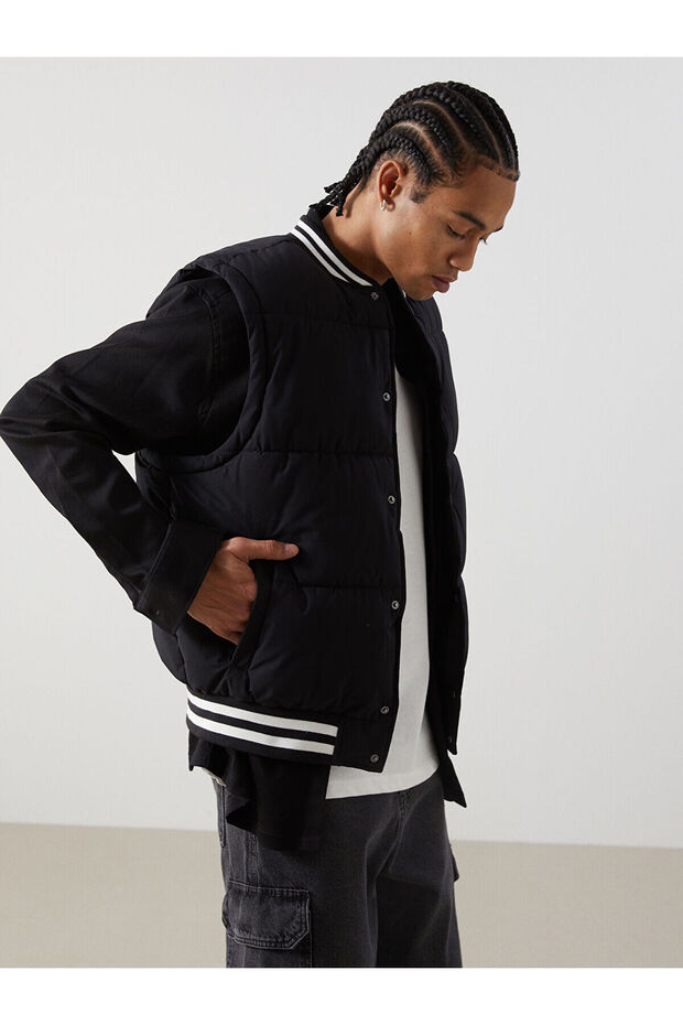 Black Standard Mold College Collar Men's Puffer Vest