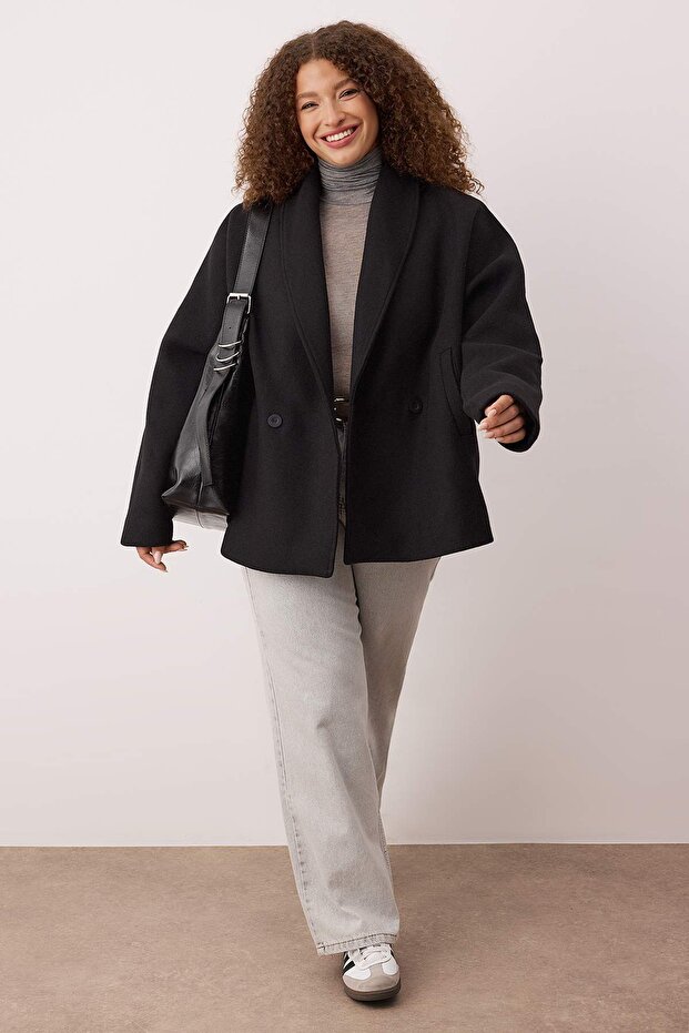 Siyah Regular Yünlü Oversize Kaşe Kısa Ceket Kaban TWOAW26DD00009 - 1