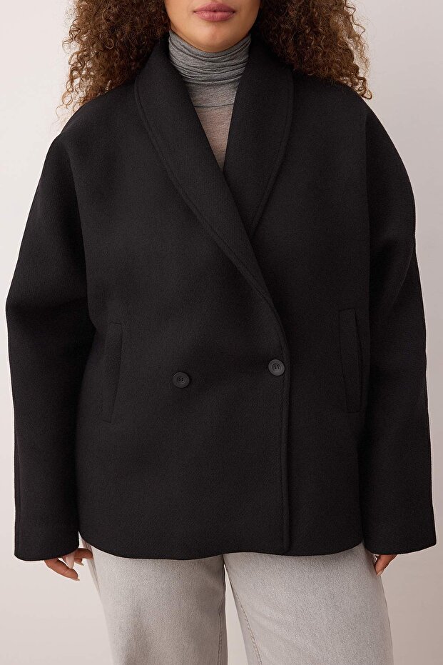 Siyah Regular Yünlü Oversize Kaşe Kısa Ceket Kaban TWOAW26DD00009 - 3