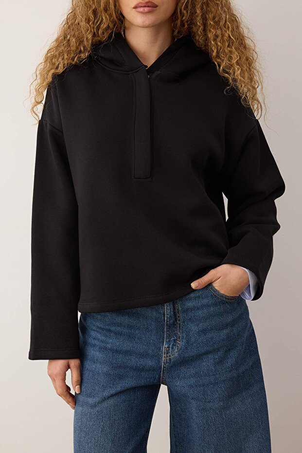 Siyah Kalın İçi Polarlı Yarım Pat Fermuarlı Oversize Kapüşonlu Örme Sweatshirt TWOAW26SW00060 - 3