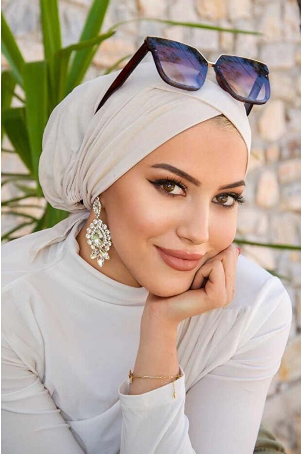 Ekru Çapraz Bantlı Bone - 1