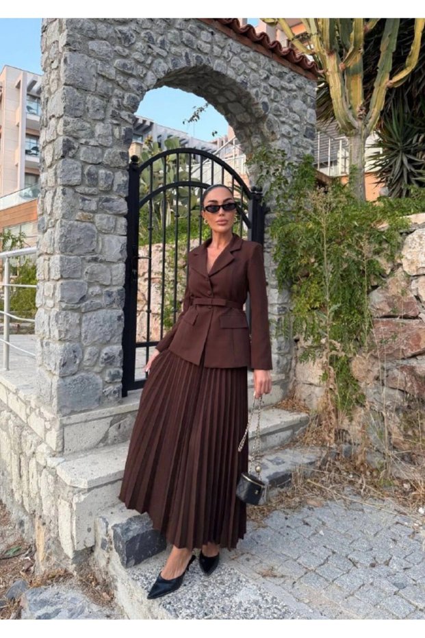Women's Stylish Suit with Belt - Blazer & Pleated Skirt