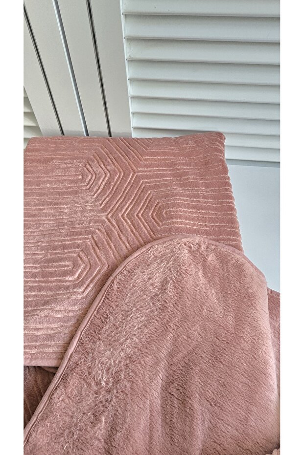 Tek Kişilik Battaniye Kalın Embos Pudra - 1