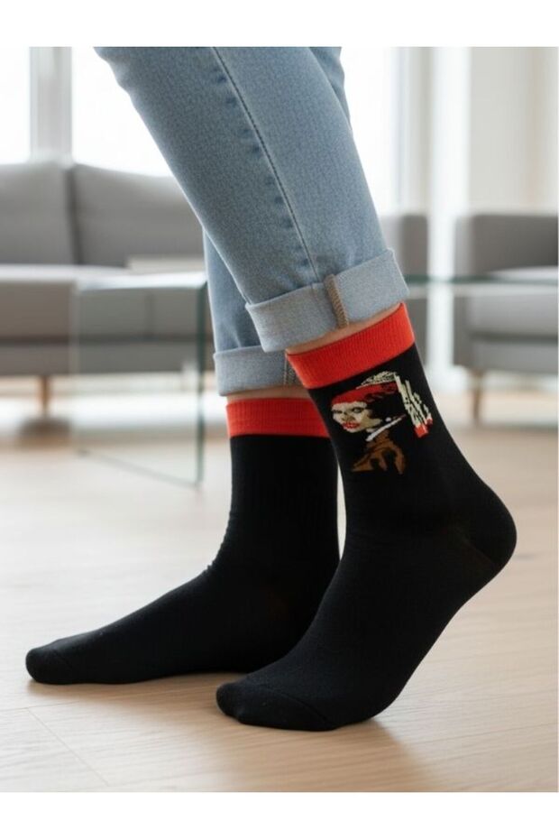 Women's Art Socket Socks with Pearl Earrings