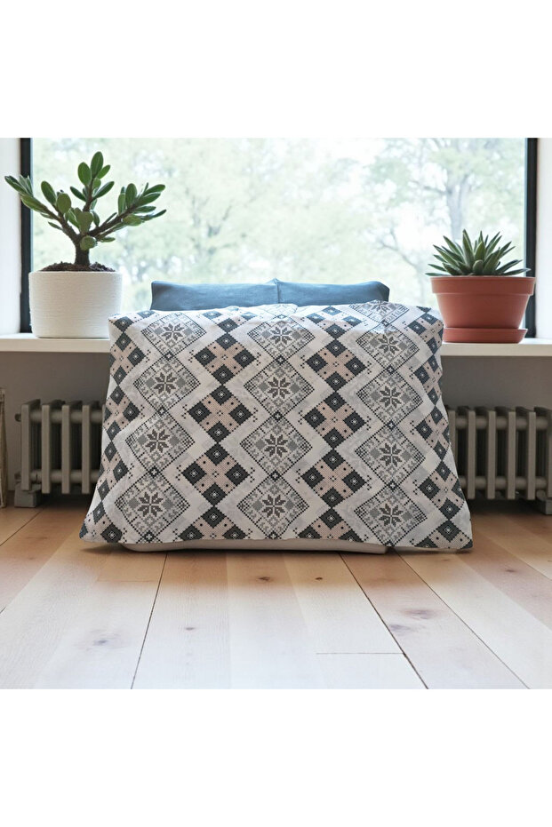 طقم أغطية سرير مزدوج بتصميم ملون وحيوي - 2