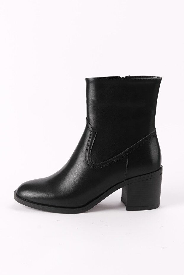 Amory Black Color Zippered Thin Faux Fur Lined Thick Heeled Women's Boots