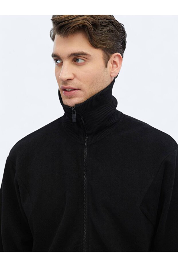 Siyah Dik Yaka Sweatshırt - 4