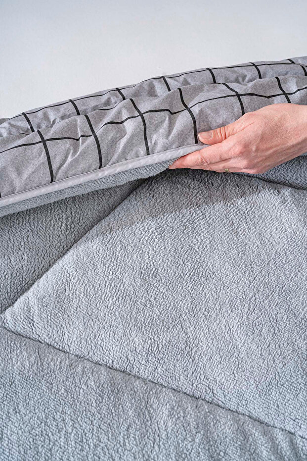 Single Double-Sided Welsoft Quilt Set Patterned Pillowcase (Without Sheets) - 7