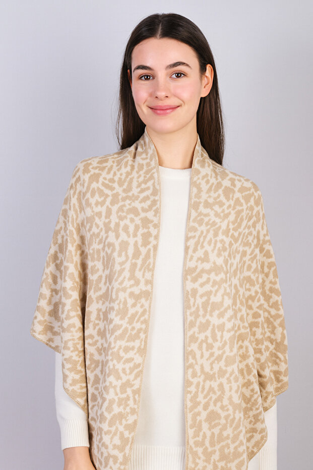 شال مثلث منقوش بنقشة الفهد - 1