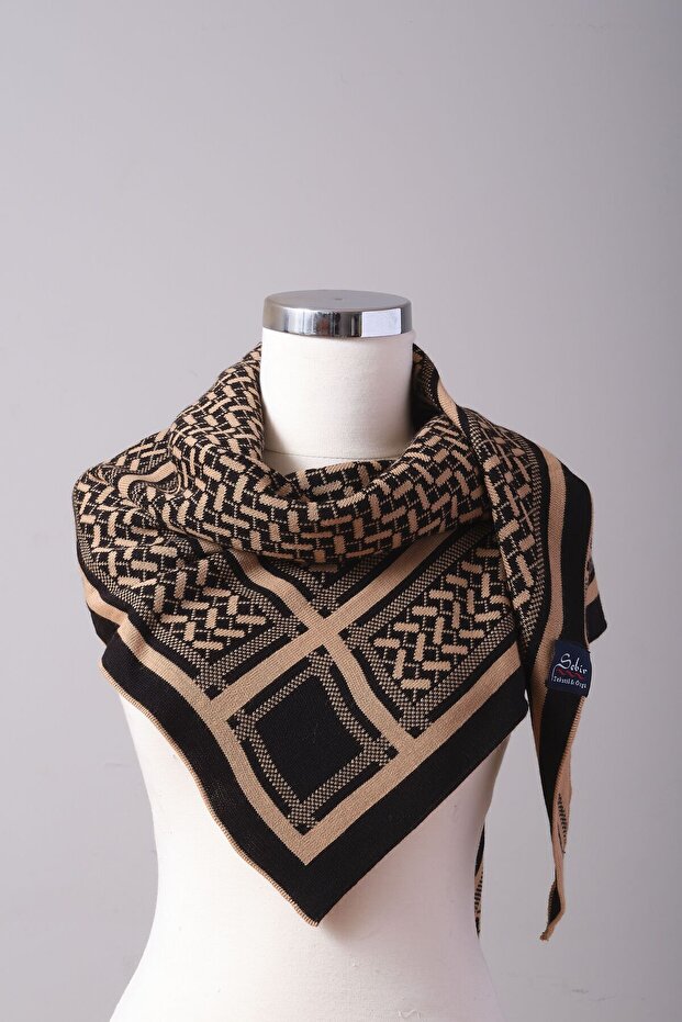 شال تريكو بنمط مثلث - 5