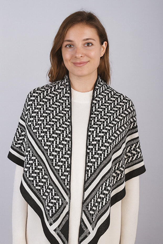 Desenli Üçgen Triko Şal - 1