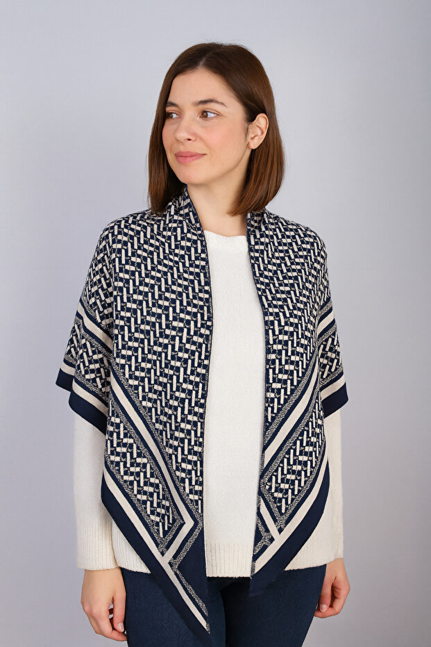 Desenli Triko Üçgen Şal - 2