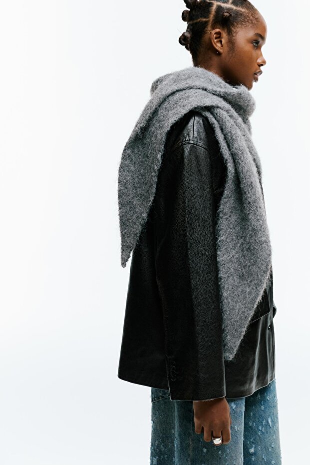 Yumuşak dokunuşlu pelerin - 3