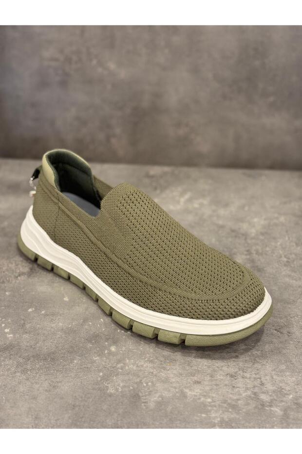 Memory Foam Anti-Slip Sole Comfortable Daily Walking Shoes Without Laces Flexible