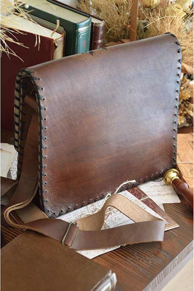 حقيبة من الجلد الطبيعي بنمط أوراق الشجر - 5