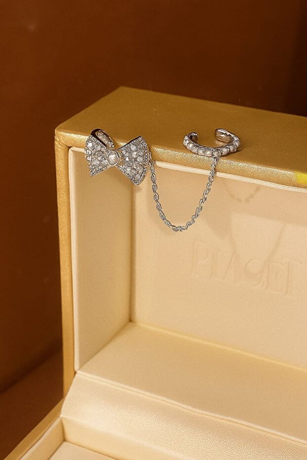 Stone Pearl Bow Model Shiny Earrings for Women Single Side