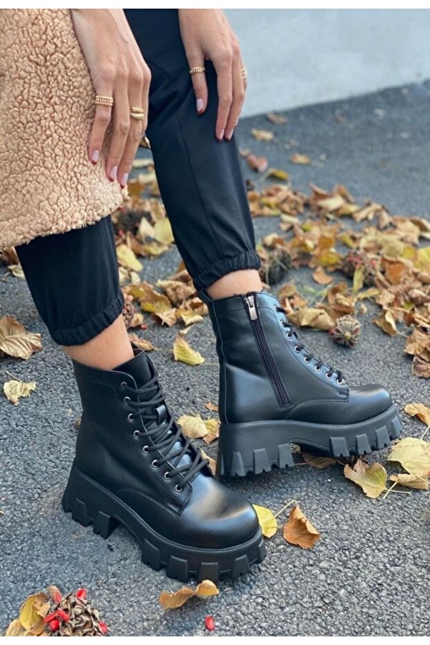 Siyah Kadın Fermuarlı Postal Bot - 1
