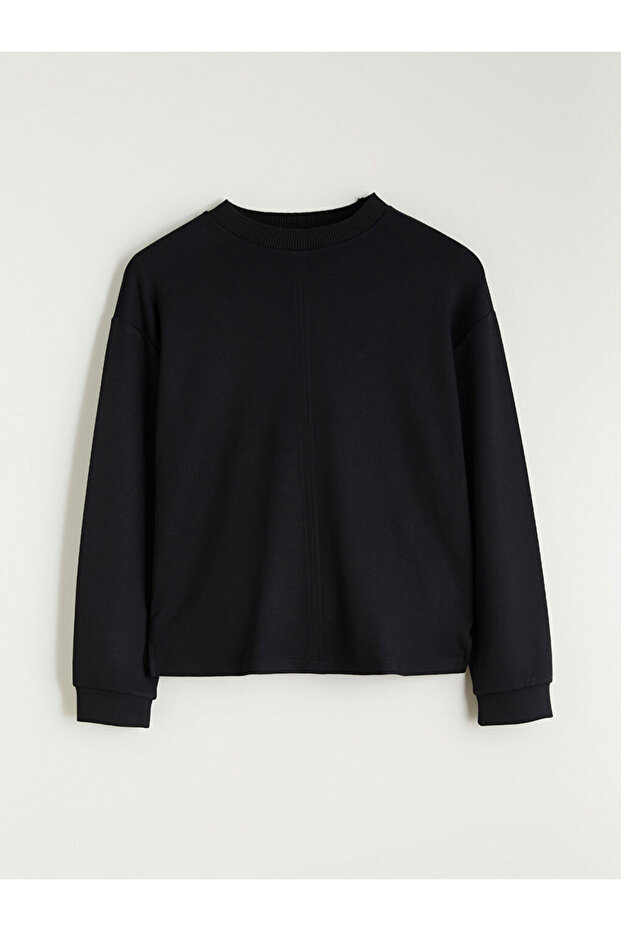 Women's Black Crew Neck Sweatshirt