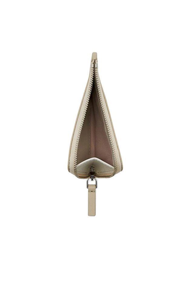 Zippered Wallet With Pendant - 3