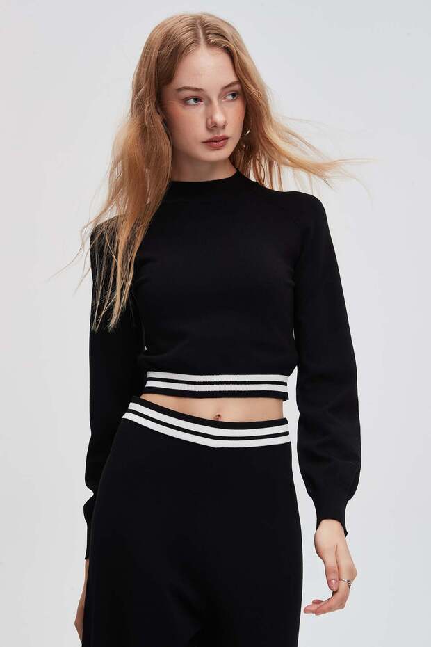 Solid Striped Long-Sleeve Top - 1