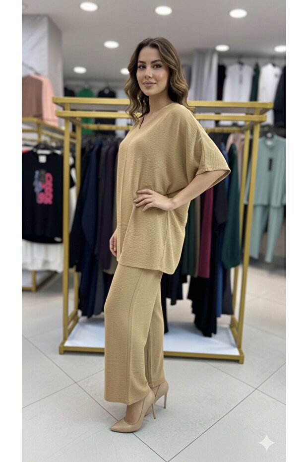 Loose two piece set