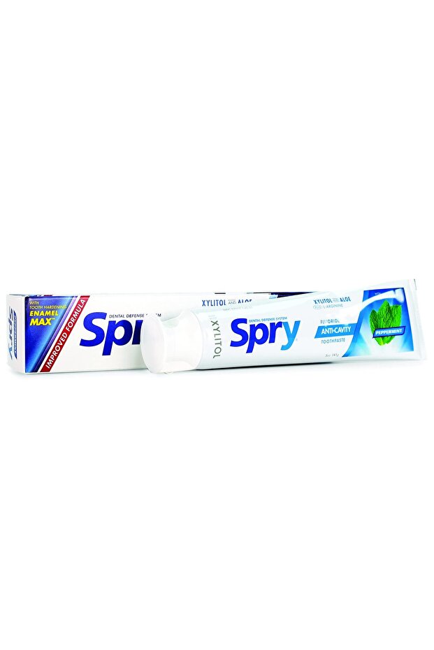 Natural Xylitol Toothpaste with Fluoride for Sensitive Teeth, Whitening, Peppermint (5oz)