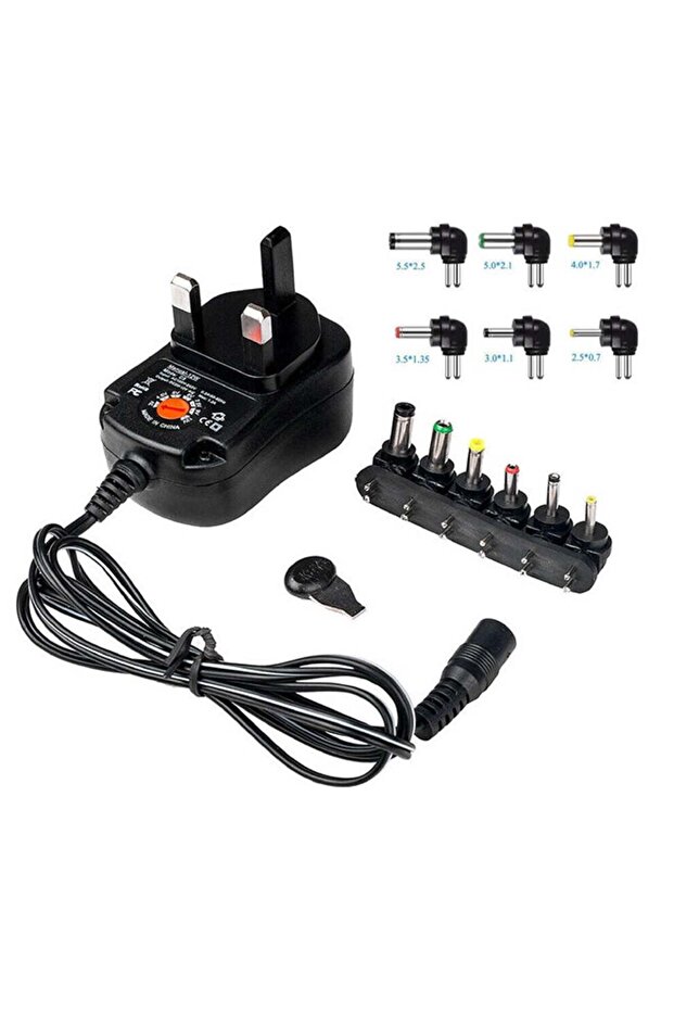 Universal AC And DC Adapter With Tip Black