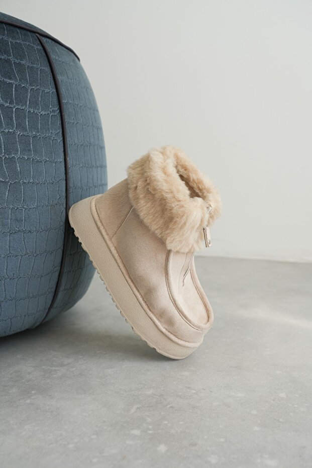 Rebeca Women's Zipper Detailed Fur Inside Stylish and Comfortable Boots