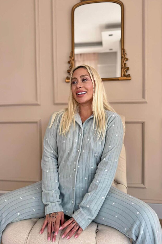 Mint Heart Patterned Front Buttoned Plush Fleece Pajama Set - 3