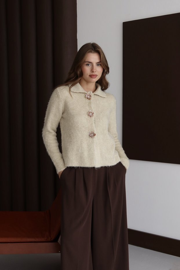 Rose Button Detailed Soft Textured Knitwear Cardigan Aw25Hi0045