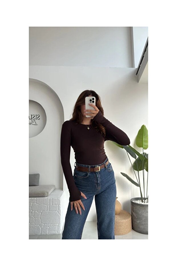 Women's Finger-Through Badi Blouse