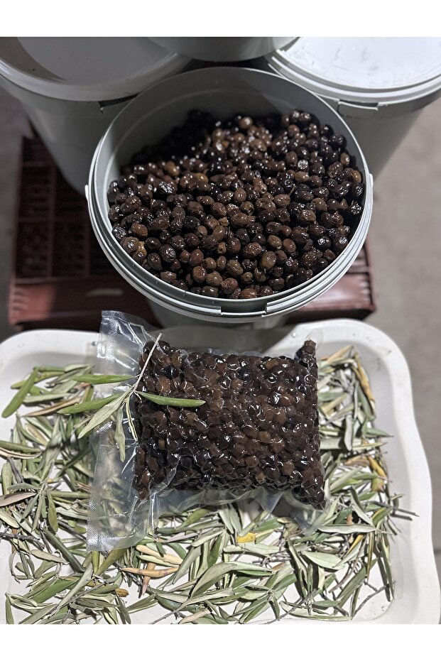 Akhisar Gemlik Trilya Siyah Zeytin 2KG NET - 1
