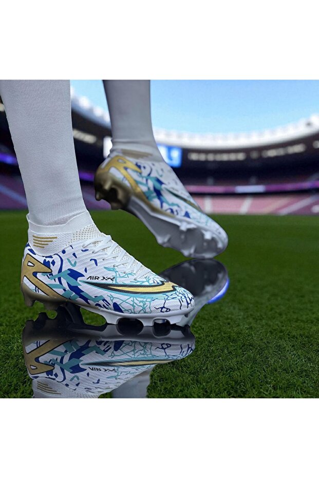 Boys' Sock-Fitted Football Shoes with Spikes