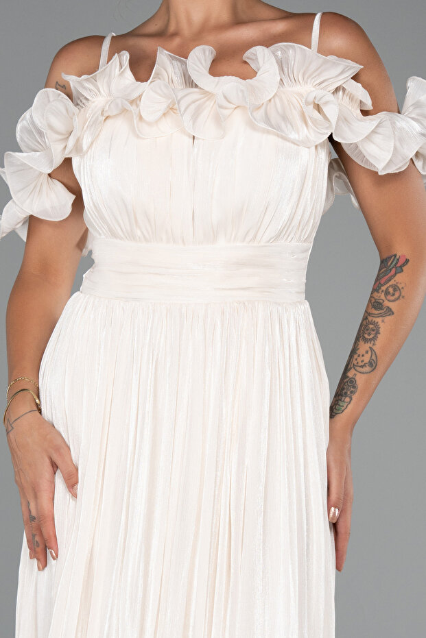 Krem Fırfırlı Kayık Yaka Midi Şifon Davet Elbisesi ABK2425 - 3