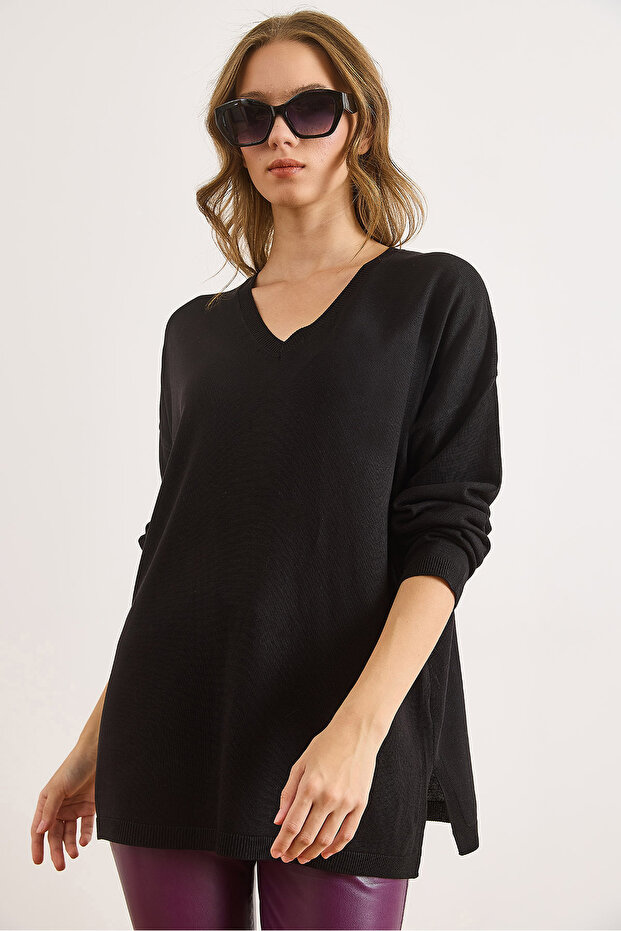 Women's Black Viscose V-Neck Mini Slit Draped Basic Slim Knitwear Sweater Kzk-19001013