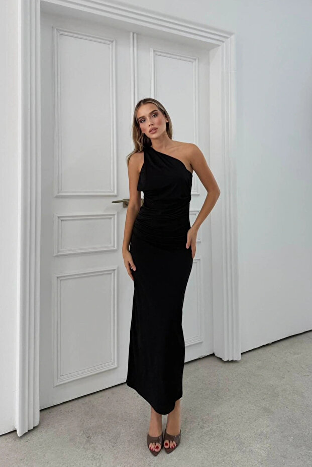 Tek Omuz Fularlı Uzun Sandy Elbise - 1