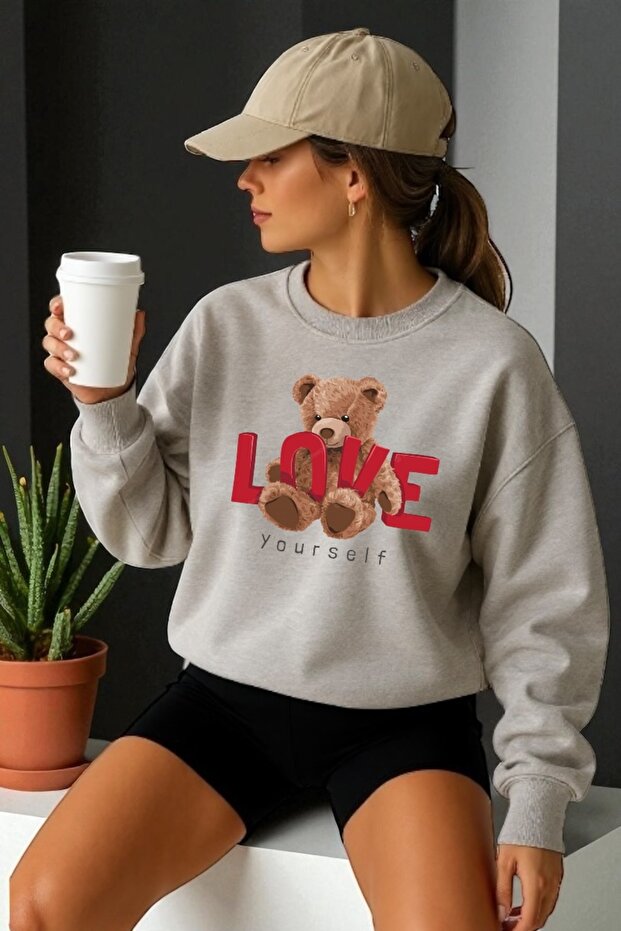 Unisex Long Sleeve Love Bear Transfer Printed Crew Neck Sweatshirt