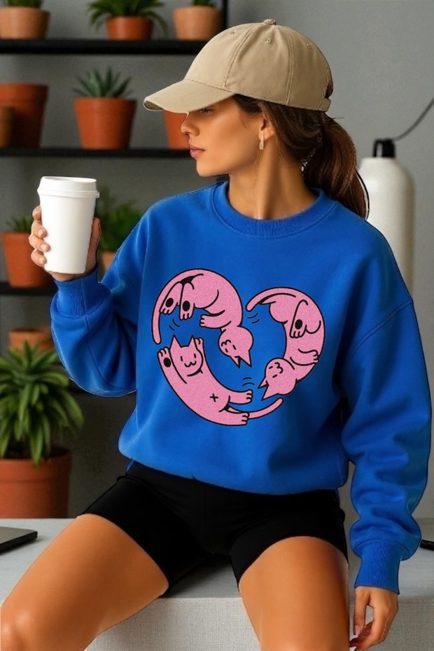 Unisex Long Sleeve Heart Cats Transfer Printed Crew Neck Sweatshirt
