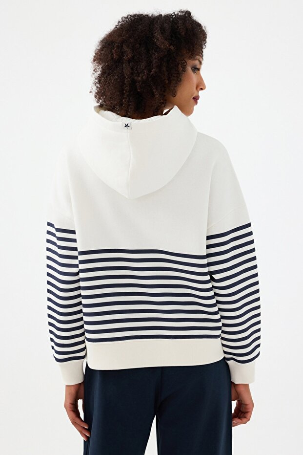 Kadın Sweatshirt - 3