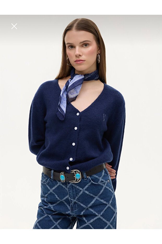 V yaka triko hırka - 2