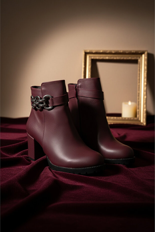 Winter's Approach Kadın Yandan Altın Tokalı Fermuarlı Flag Topuk Bot - 1